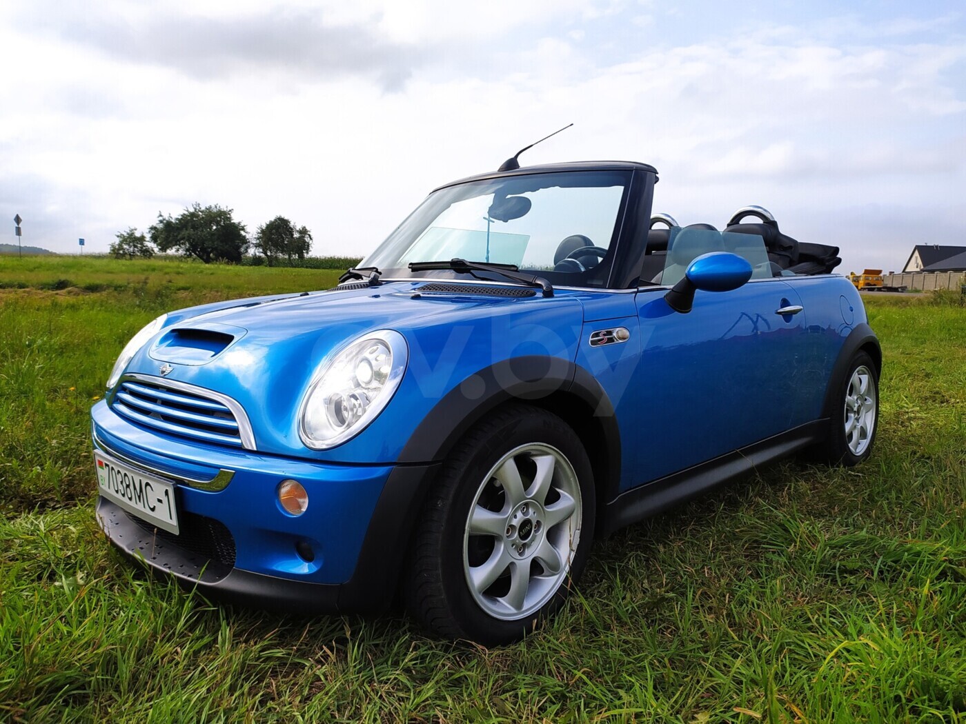 MINI Cabrio I за 11 500$. Фото: av.by.