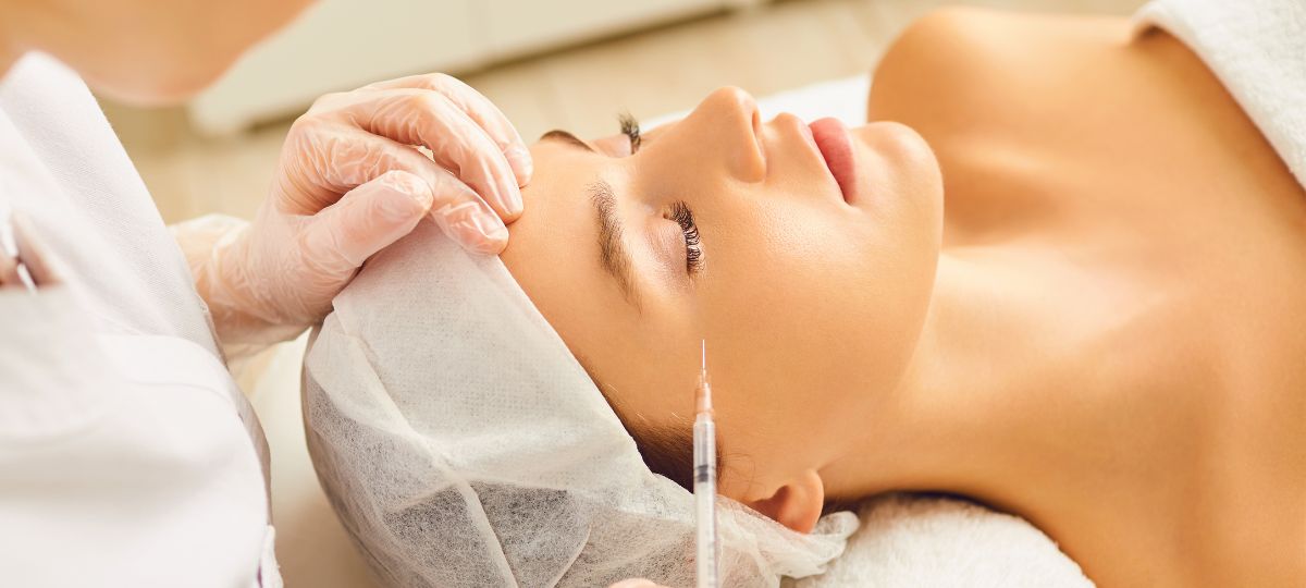 Косметолог, уколы красоты, процедура