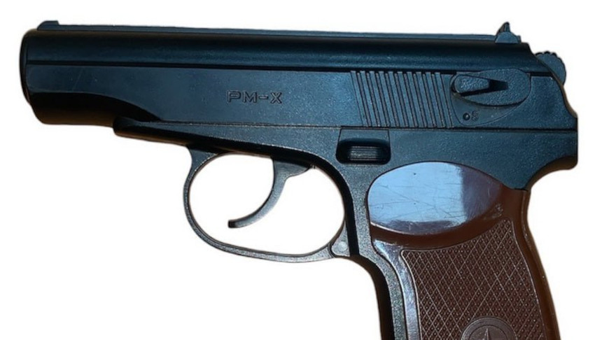 Пневматический пистолет.